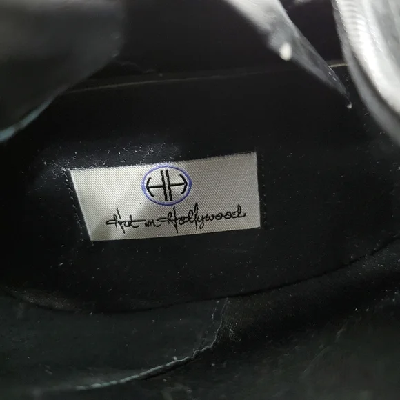 Hot In Hollywood Knee-high Boots - Picture 11 of 11